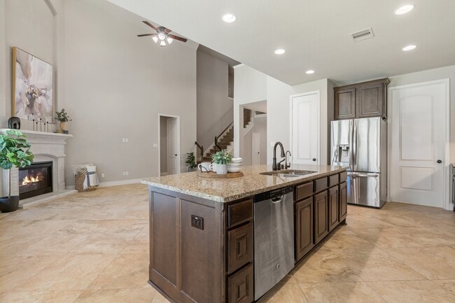 Building Photo - 138 Meadow Run Dr