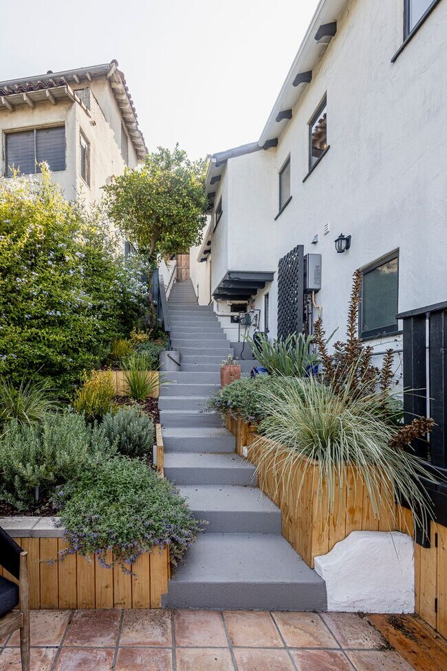 Building Photo - Elegant 1928 Spanish Revival in the Heart ...