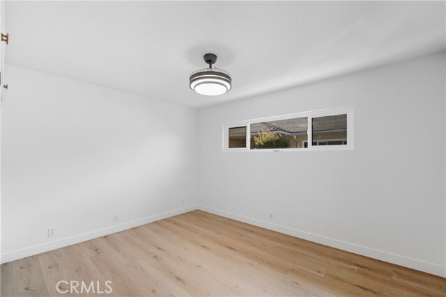 Building Photo - 9312 S 6th Ave