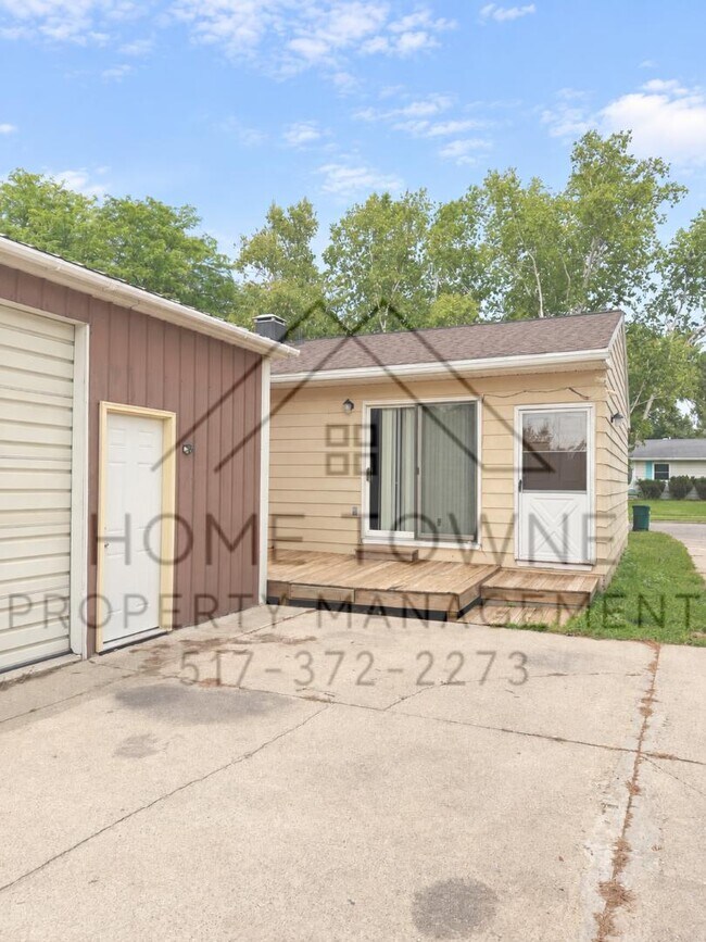 Building Photo - 3315 Nonette Dr