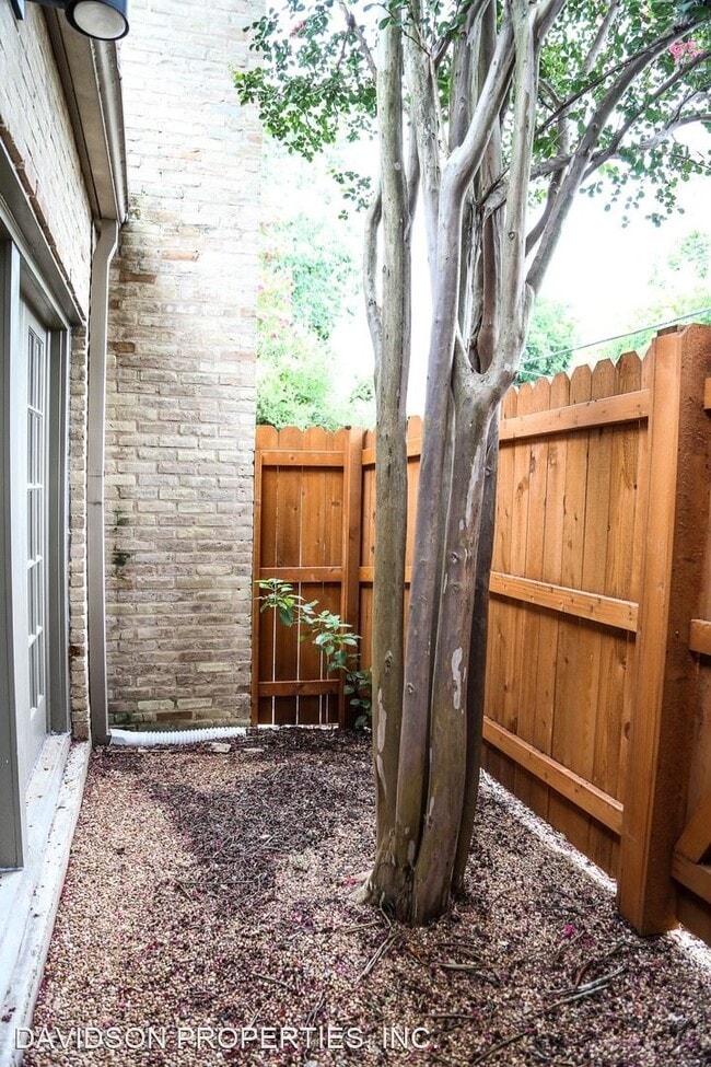 Building Photo - 2 br, 2.5 bath House - 16 Gallery Court