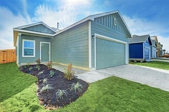 Building Photo - 340 Geode Glen