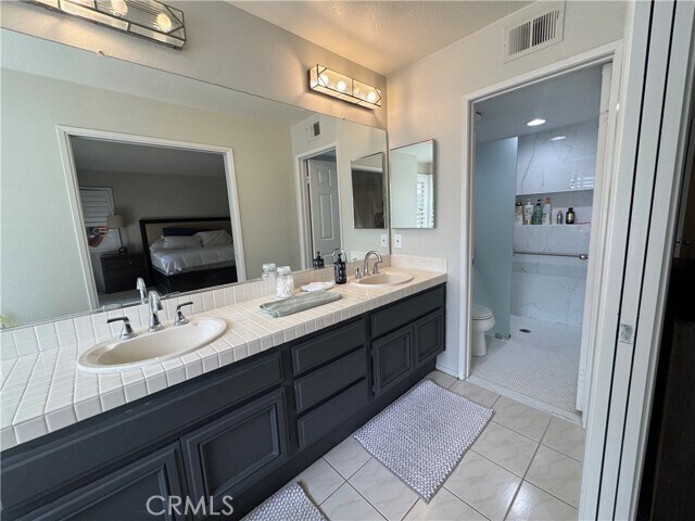 Building Photo - 2670 Presidio Cir