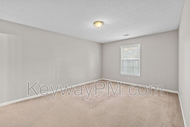 Building Photo - 2011 Summer Valley Way