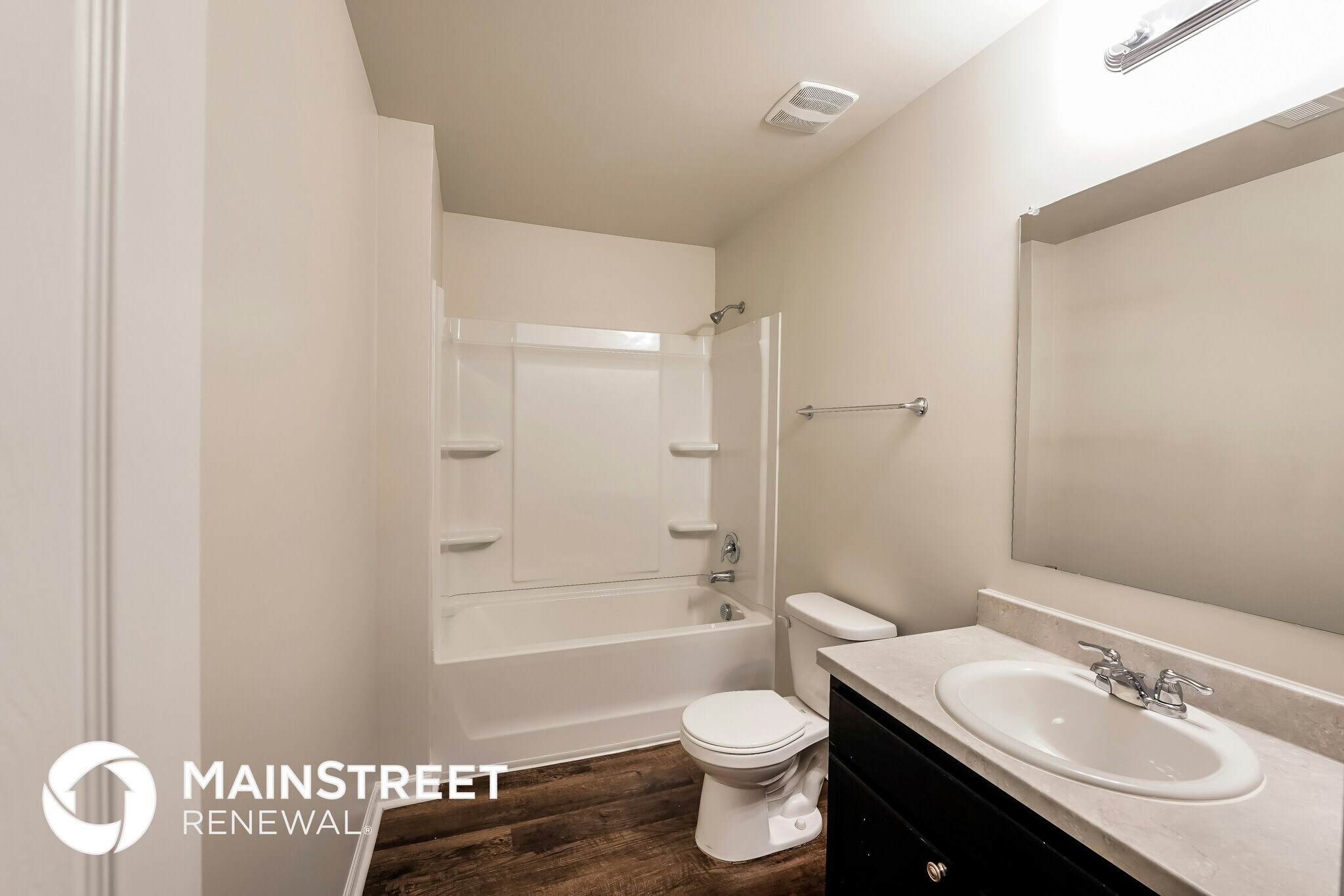 Building Photo - 461 Woodland Trl