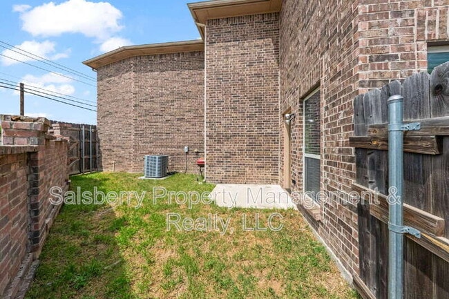 Building Photo - 4904 Ridglea Hills Ct