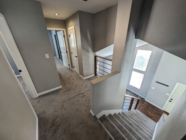 Building Photo - 9509 Lazy River Dr