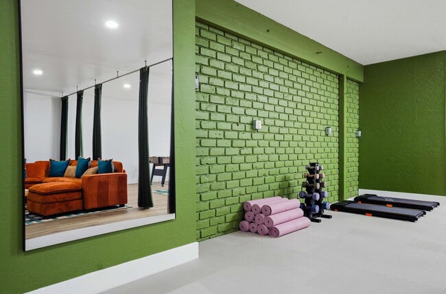 Building Photo - 11802 Hayden Rd