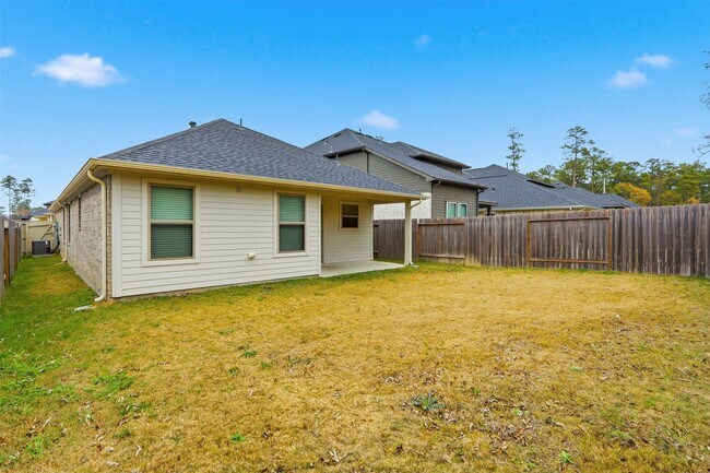 Building Photo - 40704 Guillemont Ln