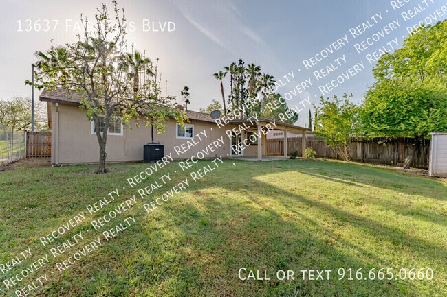 Building Photo - 13637 Fair Oaks Blvd