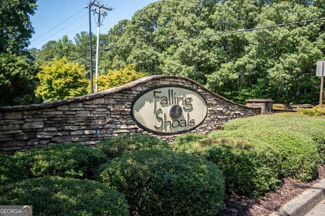 Building Photo - 101 Falling Shoals Dr