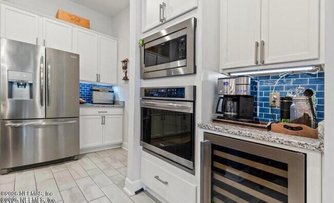 Building Photo - 34072 Lavender Parke Dr
