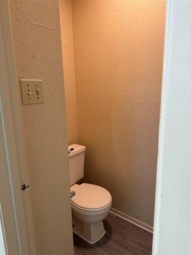 Building Photo - 4405 Avenue A