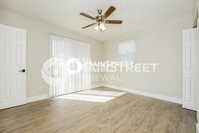 Building Photo - 3 Bedroom Pet-Friendly Home in EDGEWATER, FL with Main Street Renewal