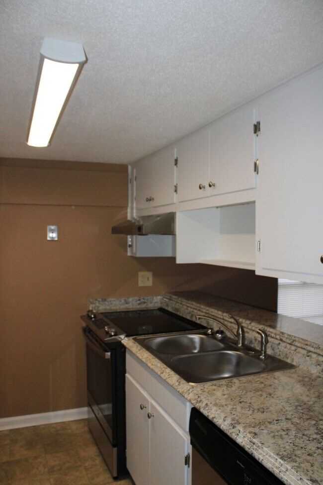 Building Photo - 2248 Winston Way