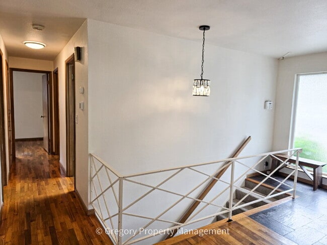Building Photo - 4908 Dogwood Dr