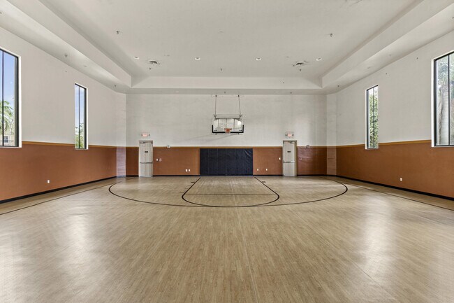 Building Photo - 2900 NW 125th Ave