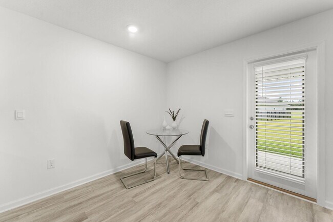 Building Photo - 255 Riverwalk Cir