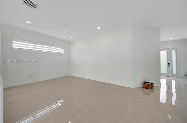 Building Photo - 1454 NW 23rd St