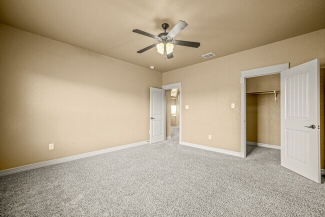 Building Photo - Spacious 4-Bedroom Home with Game Room in Desirable Community!