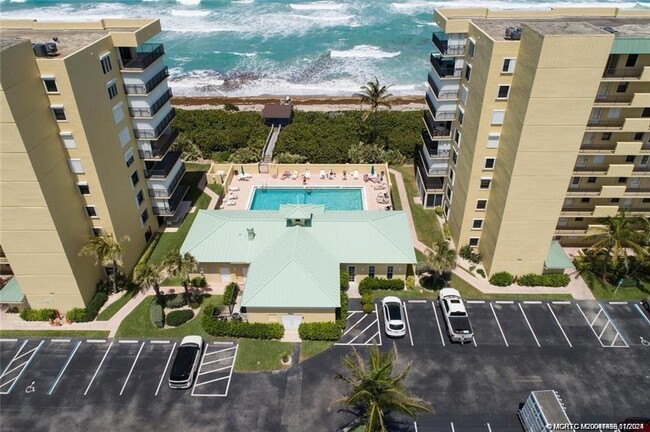 Building Photo - 7380 S Ocean Dr