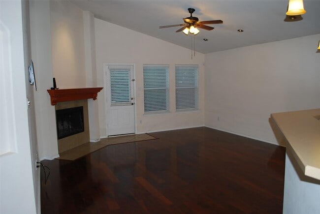 Building Photo - 4713 Fox Sedge Ln