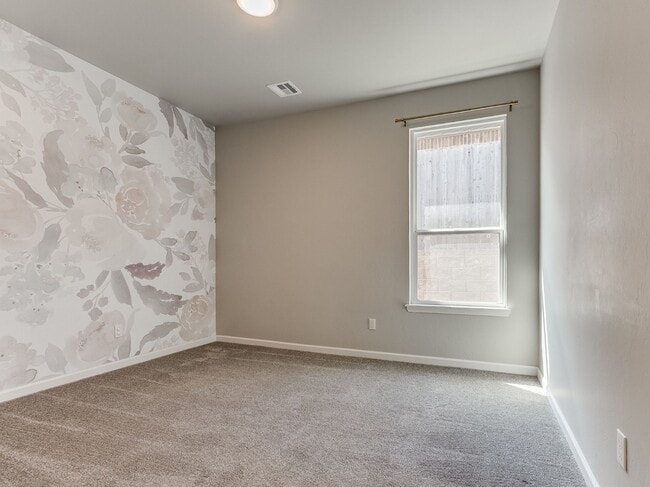 Building Photo - 8216 Crew Ln
