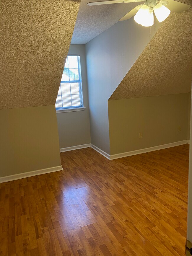 Building Photo - 150 Ocean Dr