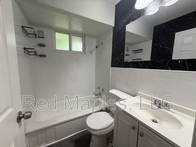 Building Photo - 10877 Spring Garden Dr
