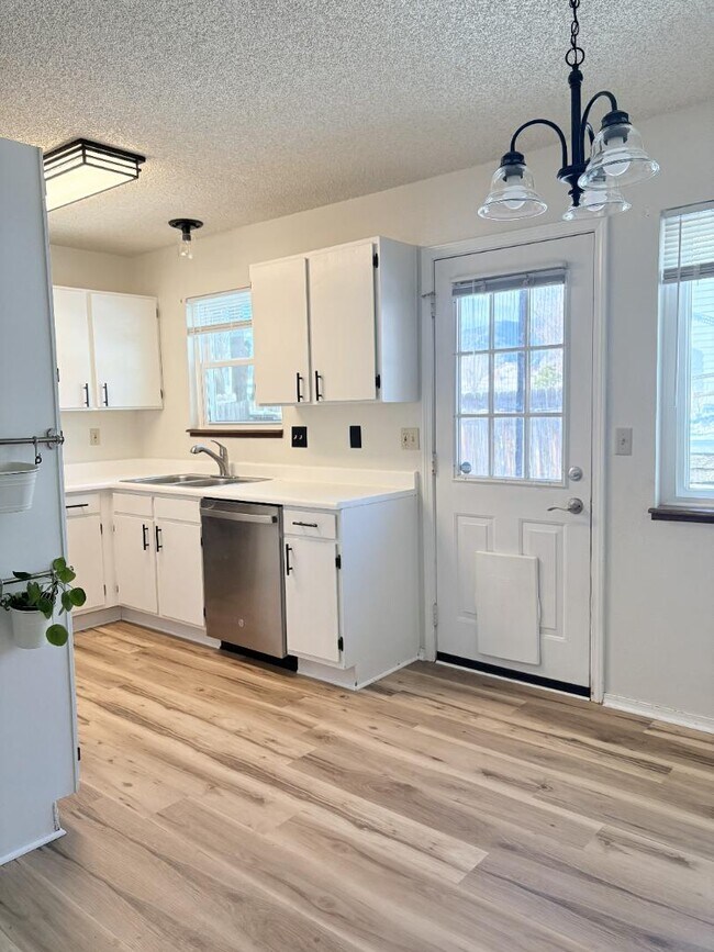 Building Photo - 2740 Nightstar Ct