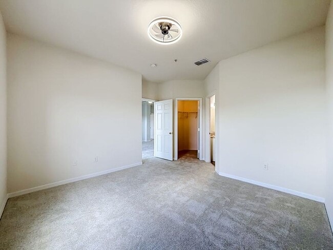 Building Photo - 3757 Conroy Rd