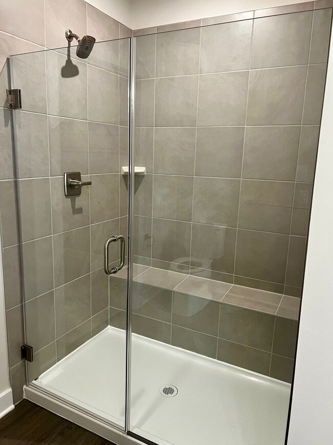 Building Photo - 10421 Resort Road