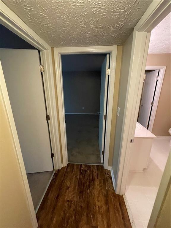 Building Photo - 803 Wynnes Ridge Cir SE