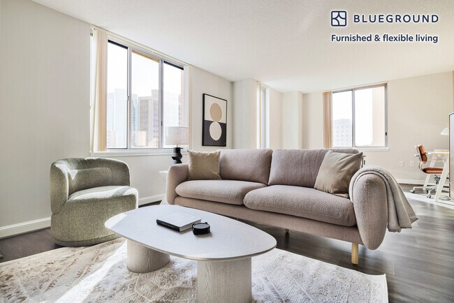 Building Photo - 4835 Cordell Ave