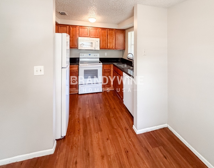 Building Photo - 7308 S Kissimmee St