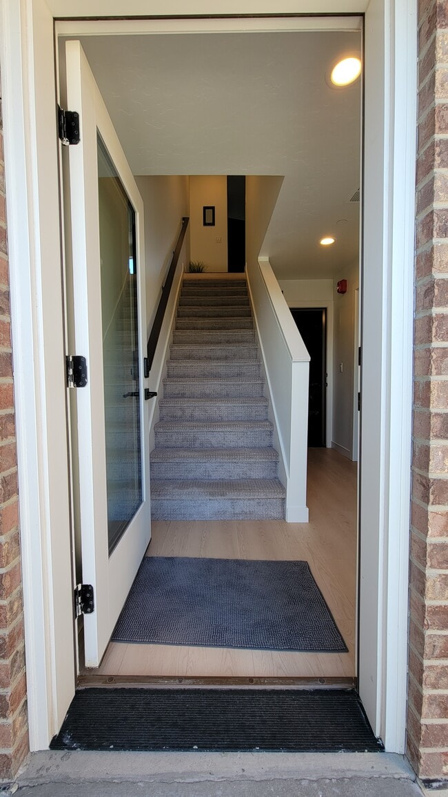 Entry Way - 1739 S Main St