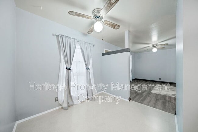 Building Photo - 6022 Castle Vw Dr