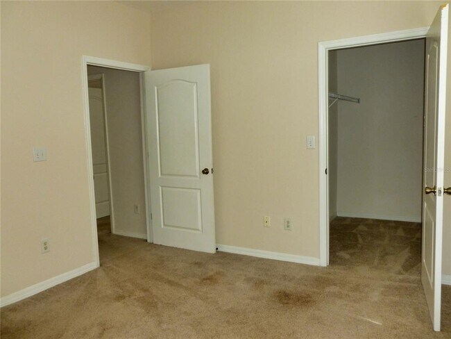 Building Photo - 4174 Central Sarasota Pkwy