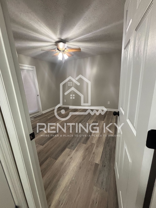 Building Photo - Newly Renovated 3-Bed, 1-Bath House with L...