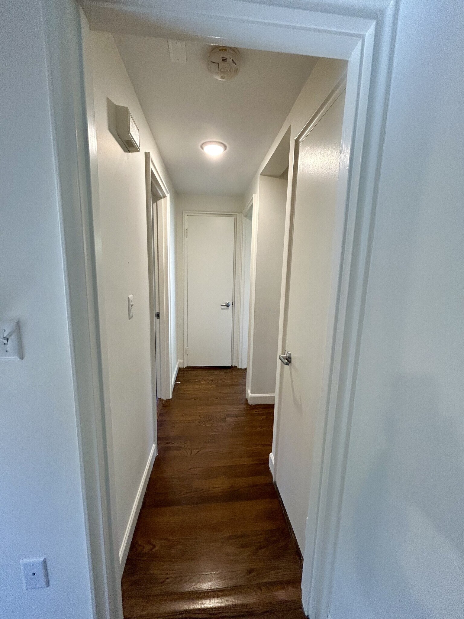 Building Photo - 165 Thoreau St