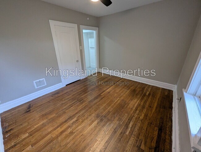 Building Photo - 5015 Mardel Ave