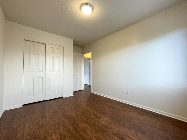 Building Photo - Renovated 3 bedroom 2 bathroom home in quiet Arvada neighborhood!