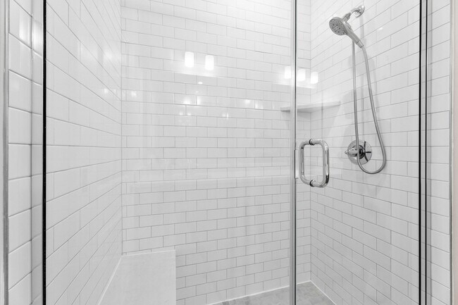 Building Photo - 210 Judson Ave