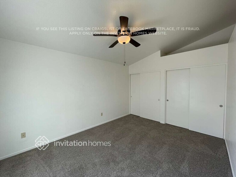 Building Photo - 1144 La Mesa St