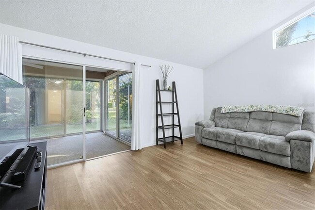 Building Photo - 4819 Village Garden Dr