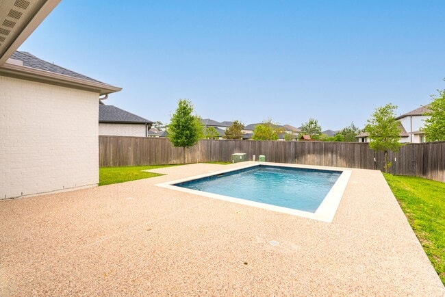 Building Photo - 146 Renodes Garden Ln