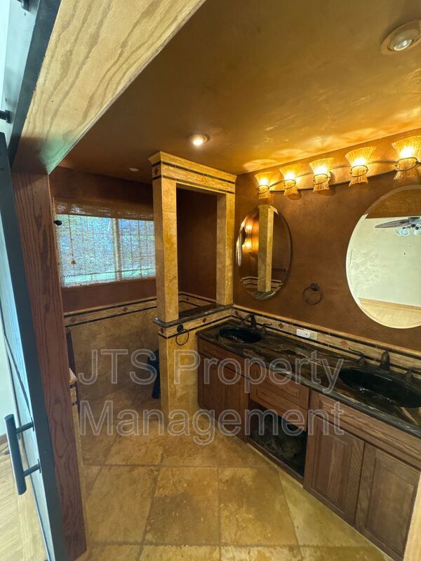 Building Photo - 6116 Mauer Ave