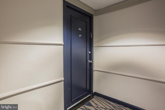 Primary Photo - 2601 Pennsylvania Ave