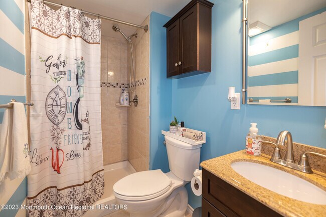 Building Photo - 38 Claridge Dr