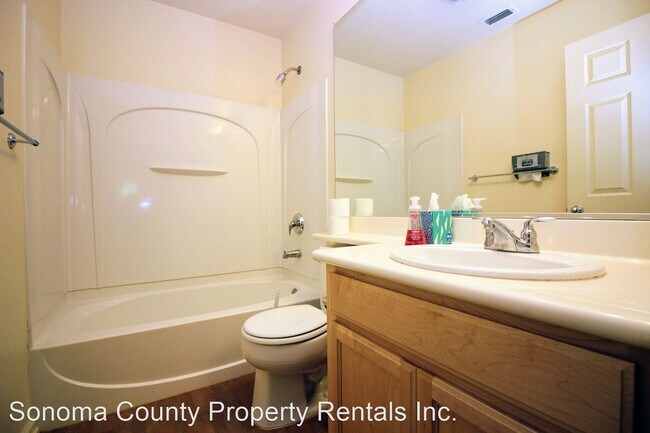 Building Photo - 3 br, 2 bath House - 2014 Northfield Drive